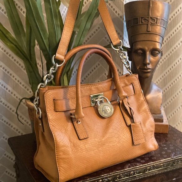 Michael Kors Handbags - Michael Kors Preowned bag